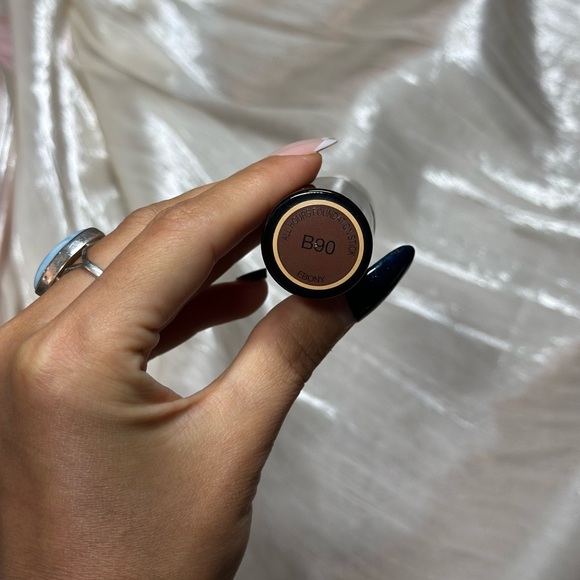 YSL All Hours Foundation stick in “B90” - Picture 5 of 5